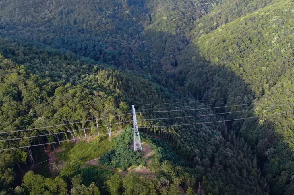 Linia de 400 kV Porțile de Fier – Anina – Reșița- O Poveste de Curaj și Performanță